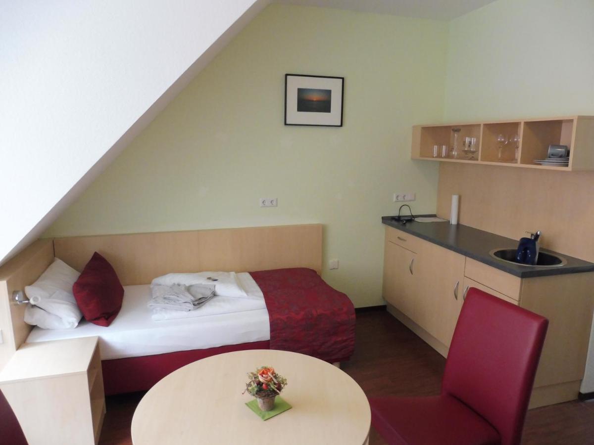 Hotel Gasthof Zum Engel - Gaestehaus Künzelsau Екстериор снимка
